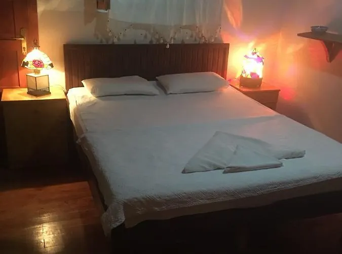 Classic Quadruple Room